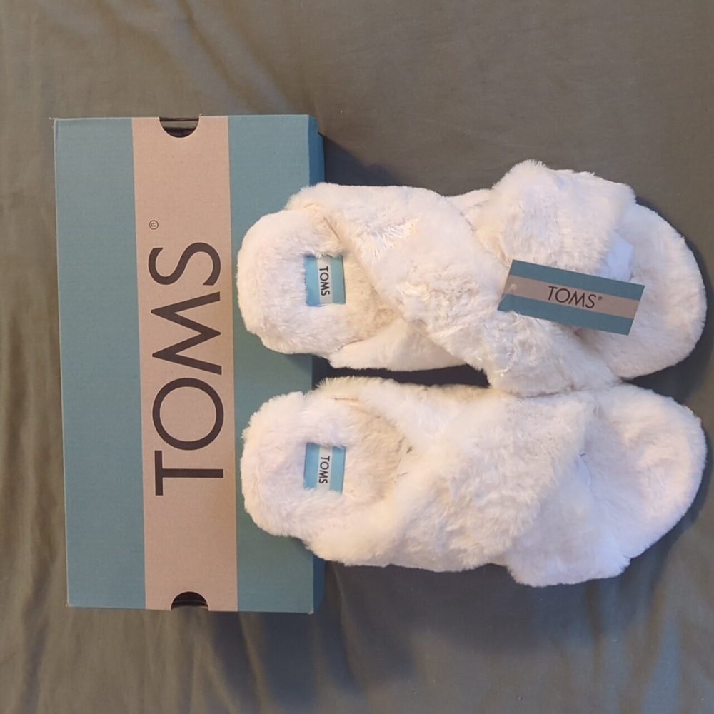 Women's "Susie" faux fur Tom slippers
